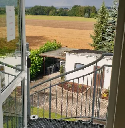 Ellernkrug Hotel *