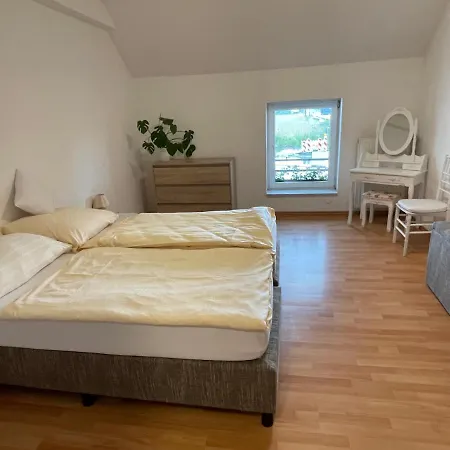 Ellernkrug מלון *