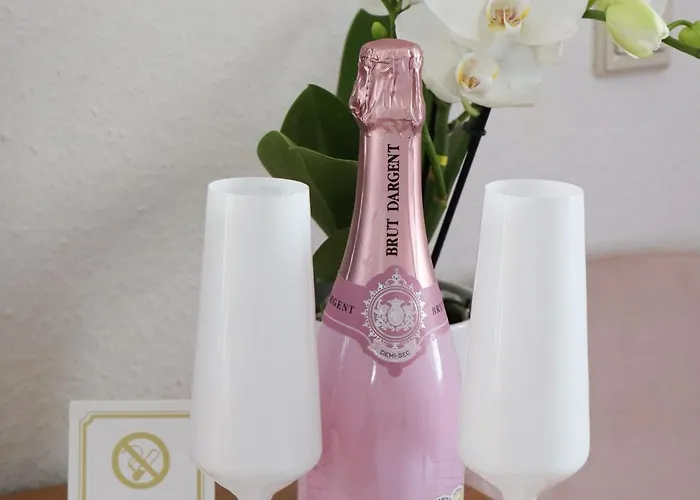 Ellernkrug * Lage (Lippe)